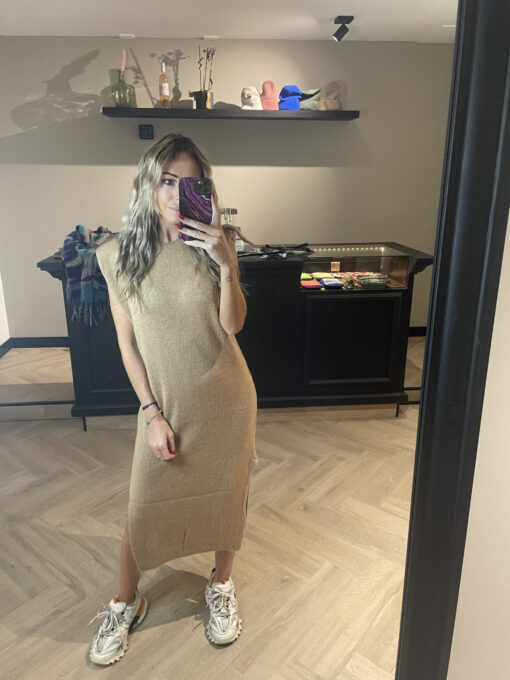 KNITTED MAXI DRESS CAMEL - Afbeelding 2